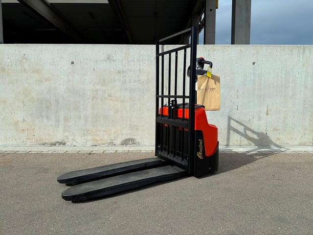 Toyota LWI160 Niederhubwagen – Nr. G013862