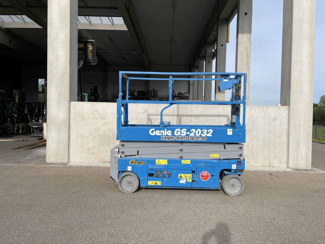 Genie GS-2032 Scherenarbeitsbühne – Nr. G003372 – Bild 2