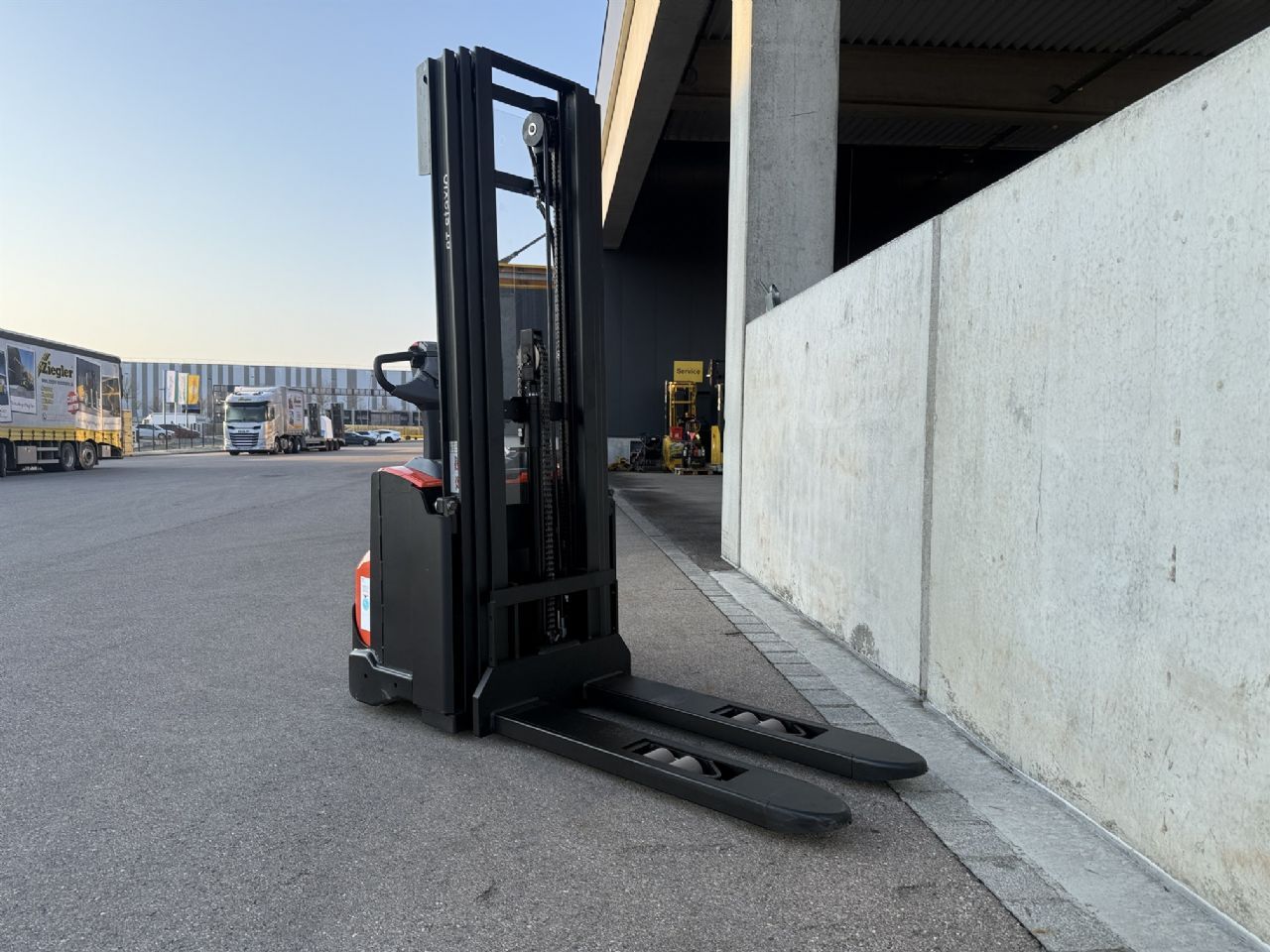 Toyota SWE100 Hochhubwagen – Nr. G014585 – Bild 3